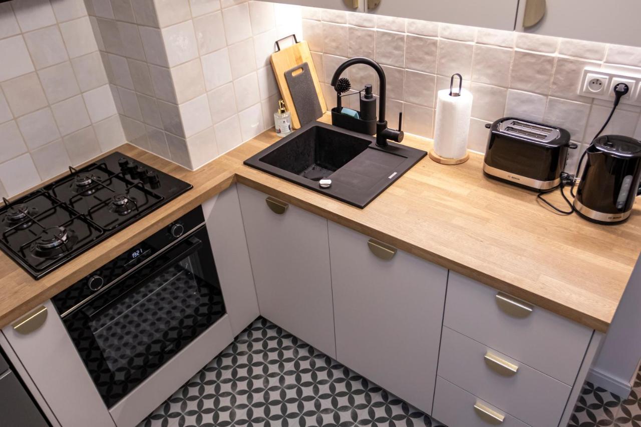 Apartament Przy Metrze Wierzbno Z Nuta Vintage 바르샤바 외부 사진