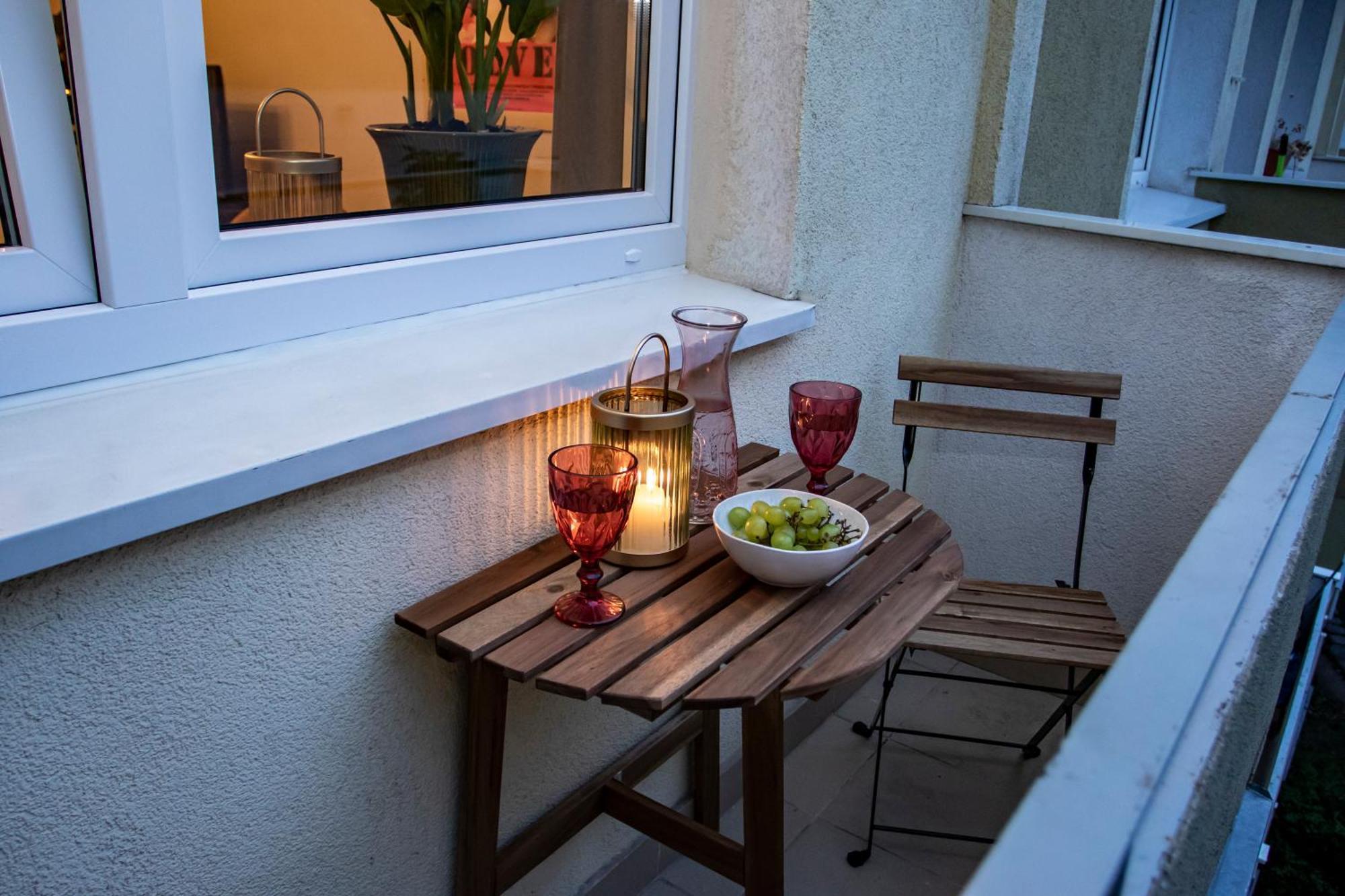 Apartament Przy Metrze Wierzbno Z Nuta Vintage 바르샤바 외부 사진